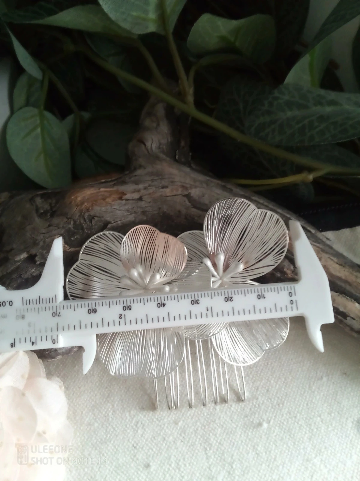 Barrette peigne fleurs argentées – photo 2